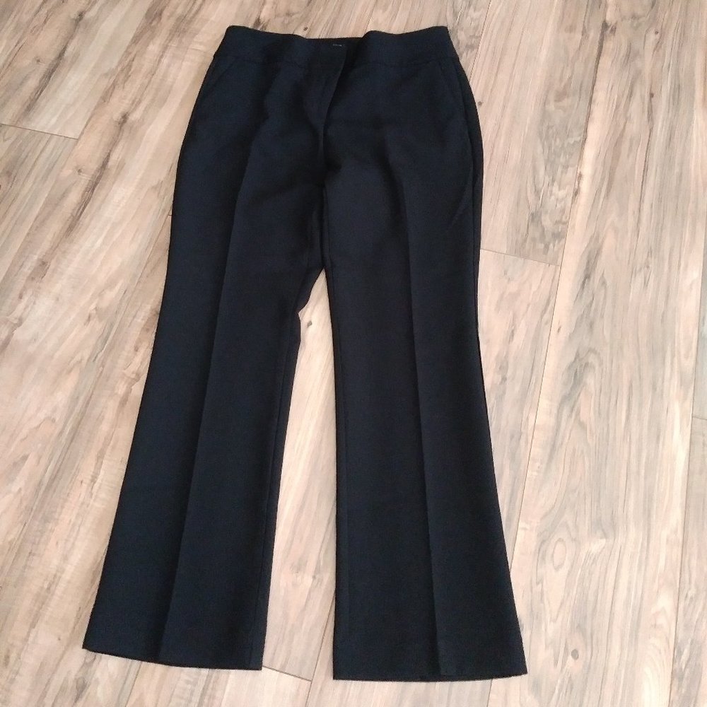 ANN TAYLOR Women's dress pants Color Black Size 6p